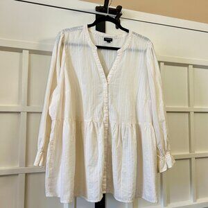Torrid Long Sleeved Peplum Button Up Ivory Blouse w/ Embroidered Stripes‎ sz 2